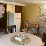 Ania Apartment